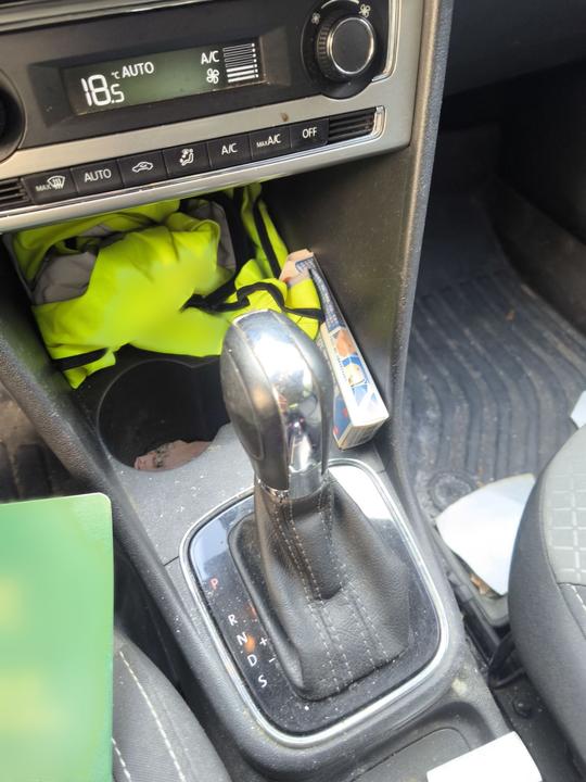 2014 1.6L Cross Polo AT photo 6