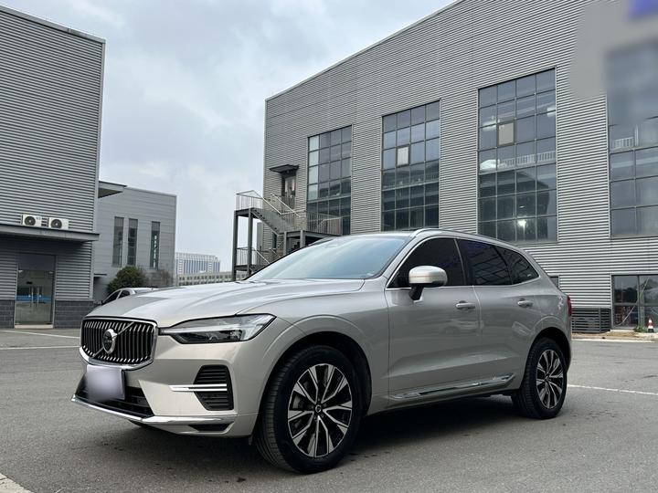 XC60 2024 B5 AWD Luxury