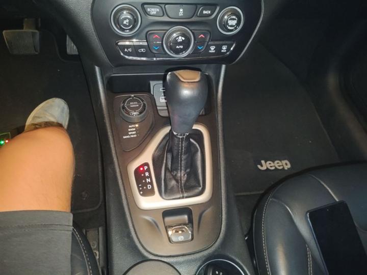 Cherokee Imported 2014 2.4L Luxury photo 6