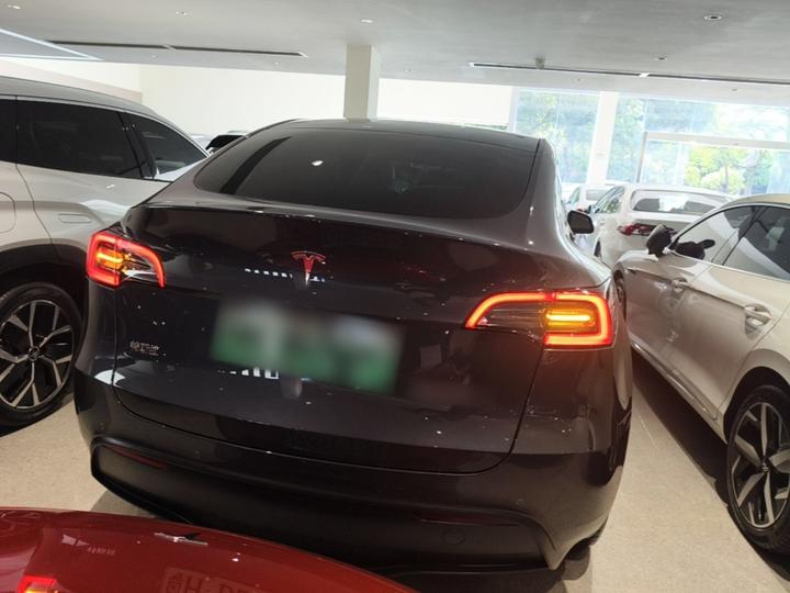 Model Y 2023 Long Range AWD photo 5