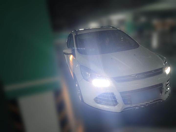 Kuga 2015 2.0L GTDi AWD Sport photo 3