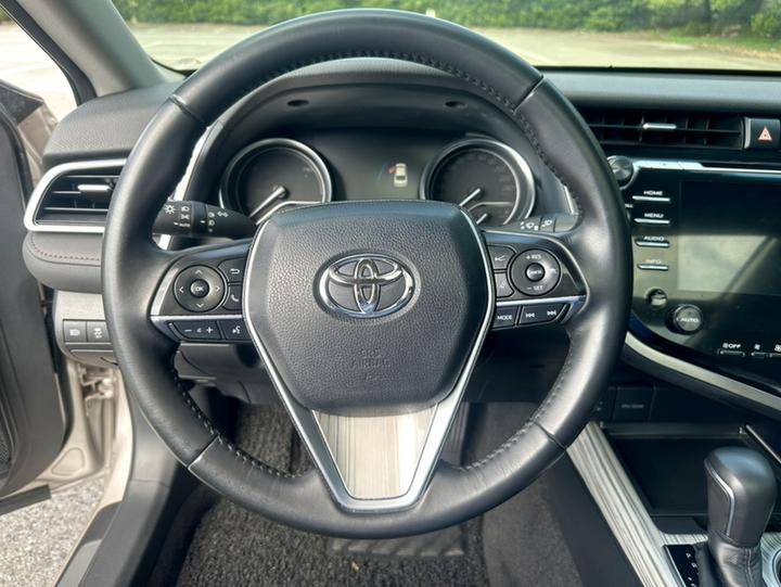 Camry 2018 Hybrid 2.5HG Luxury photo 3