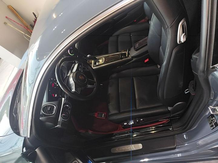718 2016 Cayman 2.0T photo 6