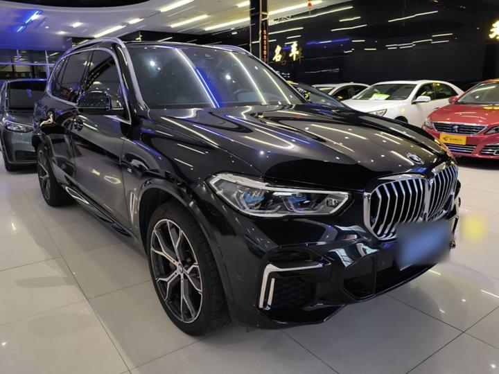 X5 2022 Facelift xDrive 40Li M Sport Package photo 3