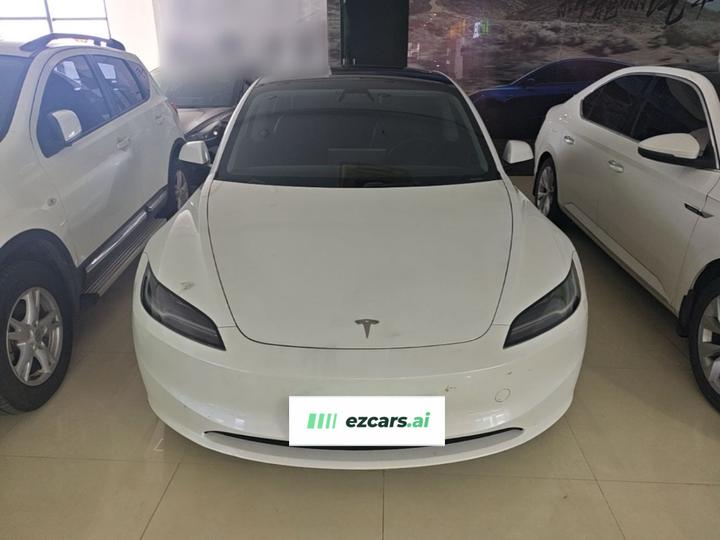 Model 3 2023 Long Range AWD photo 2