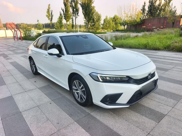 Civic 2023 240TURBO CVT photo 4