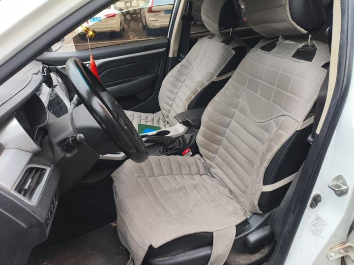 Vision 2018 1.5L MT photo 7