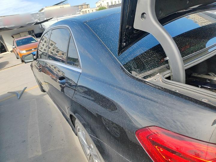 E-Class 2015 Facelift E 260 L Sport photo 4