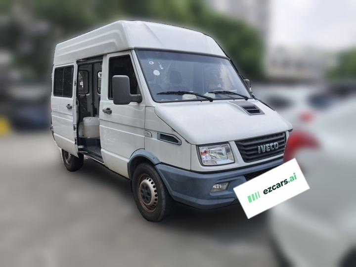IVECO Daily 2021 2.5T A35 M1 Bus 5-9-Seater Short Wheelbase photo 3