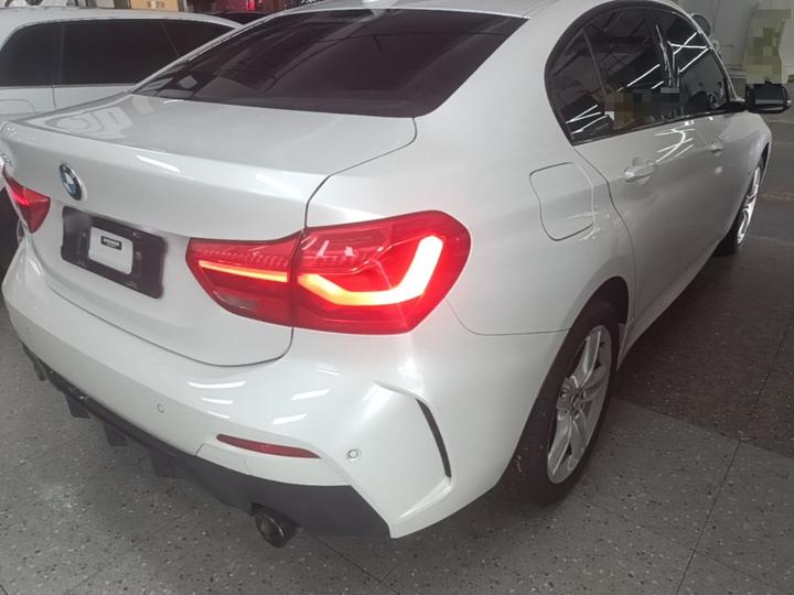 1 Series 2022 120i M Sport photo 4