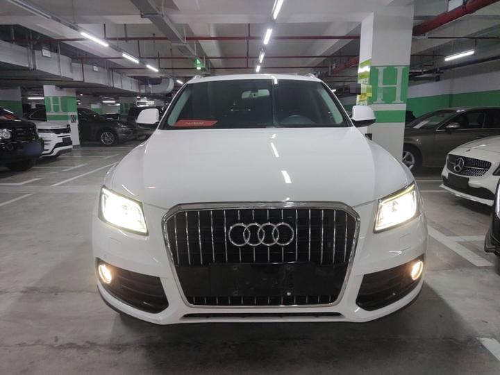 Q5 2016 40 TFSI Tech photo 2