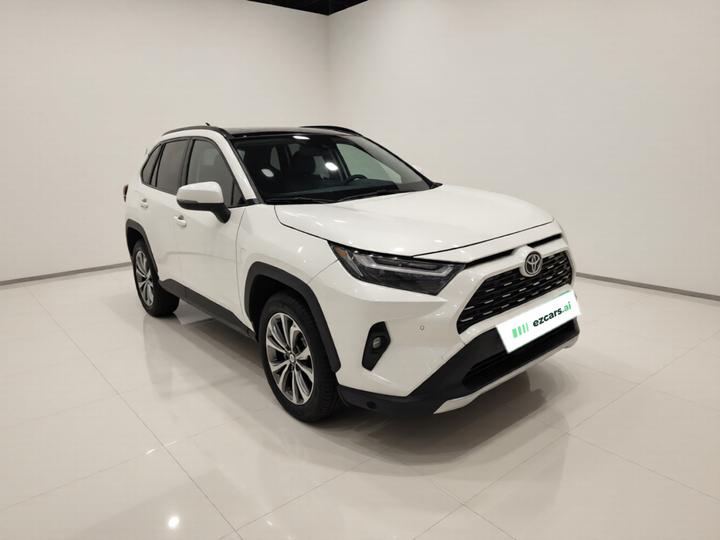 RAV4 2023 2.0L CVT RWD Plus photo 3