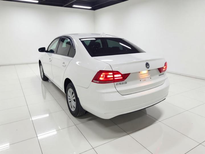 Santana 2021 1.5L MT photo 4