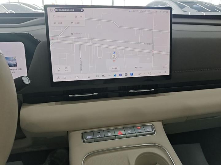 MAX 2025 Hi4 165 Ultra ADAS photo 8