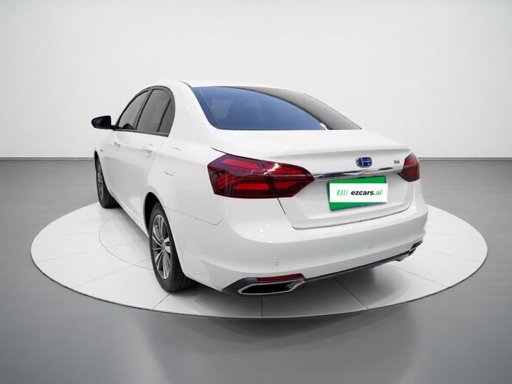 Emgrand 2018 1.5L CVT Luxury photo 4
