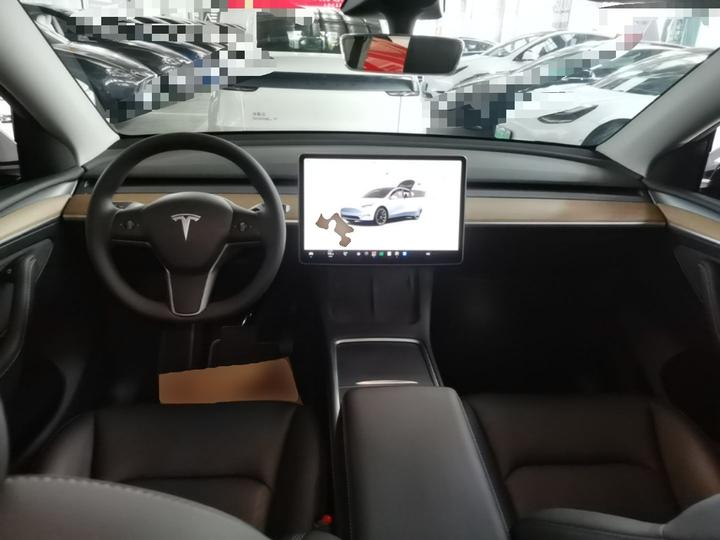 Model Y 2022 RWD photo 5
