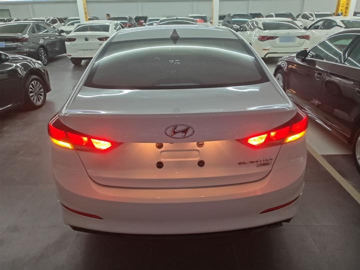 Elantra 2016 1.4T DCT photo 3