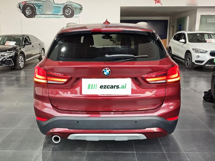 X1 EV 2020 xDrive30Le Exclusive photo 3