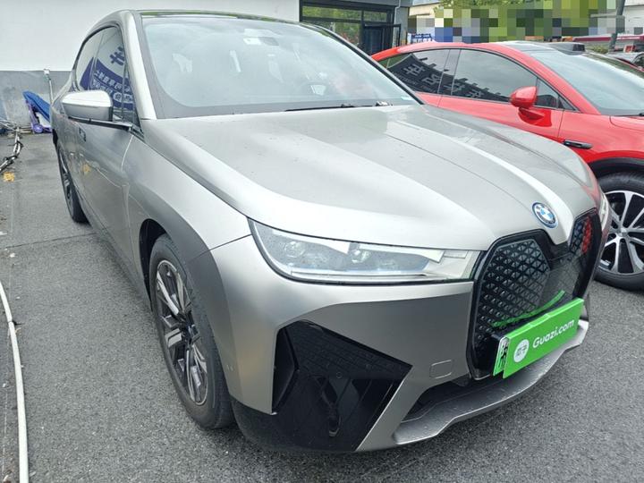 iX 2023 xDrive40 photo 3