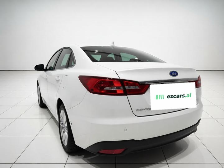 Escort 2019 Facelift 1.5L AT China VI photo 4