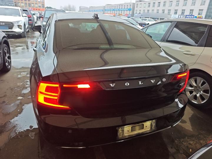 S90 2020 T5 Luxury photo 3
