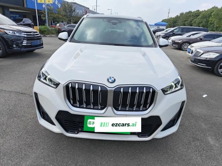 X1 2023 sDrive25Li M Sport Package photo 2