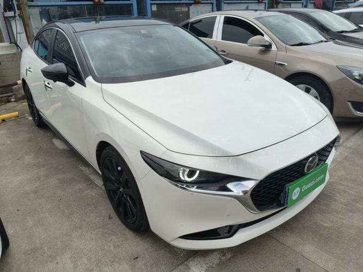 3 Axela 2023 2.0L AT photo 3