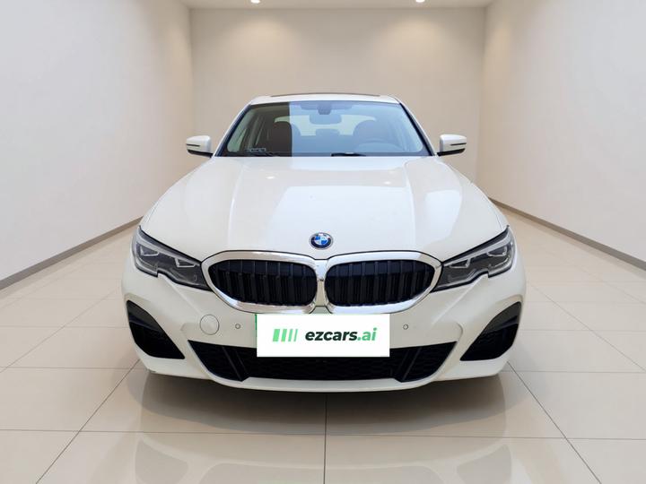 3 Series 2022 320Li M Sport Package photo 2