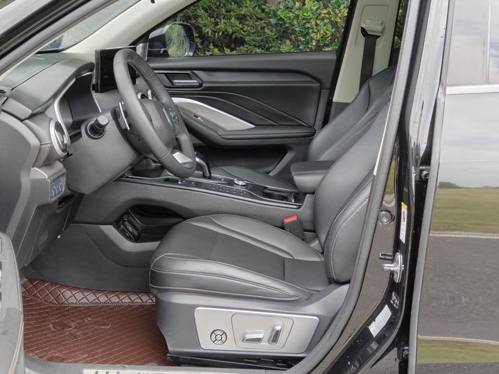 VV6 2020 2.0T RWD + photo 6