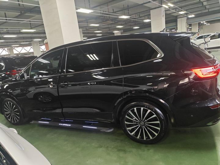 Viloran 2020 380TSI Premium photo 4