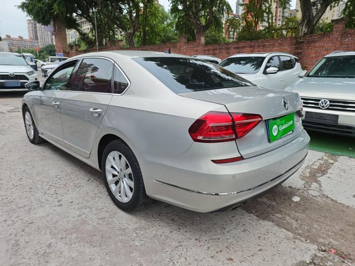 Passat 2017 330TSI DSG photo 4