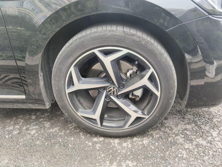 Passat 2024 380TSI Elite photo 8