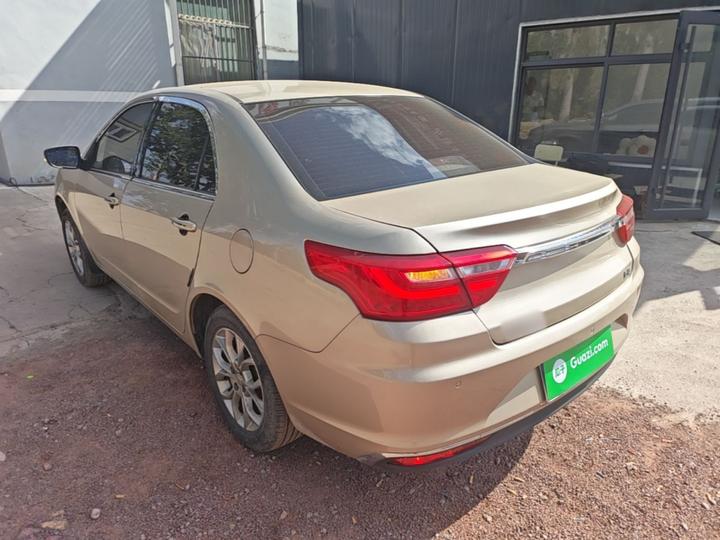 Vision 2018 1.5L MT photo 4