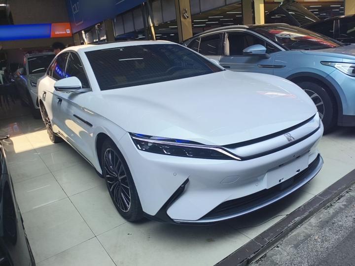 Han 2020 EV Extended Range Luxury photo 3