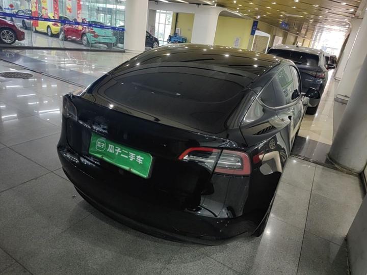 Model 3 2022 RWD photo 7