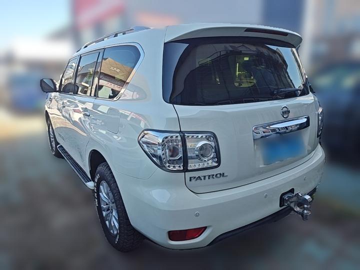 Parallel Import 4.0L AT 7-Seater photo 4