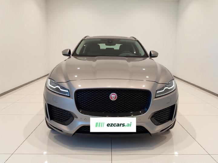 F-PACE 2020 2.0T photo 2