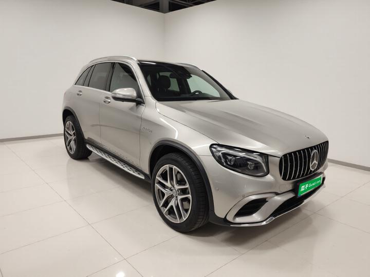 GLC AMG 2018 AMG GLC 63 4MATIC+ photo 3