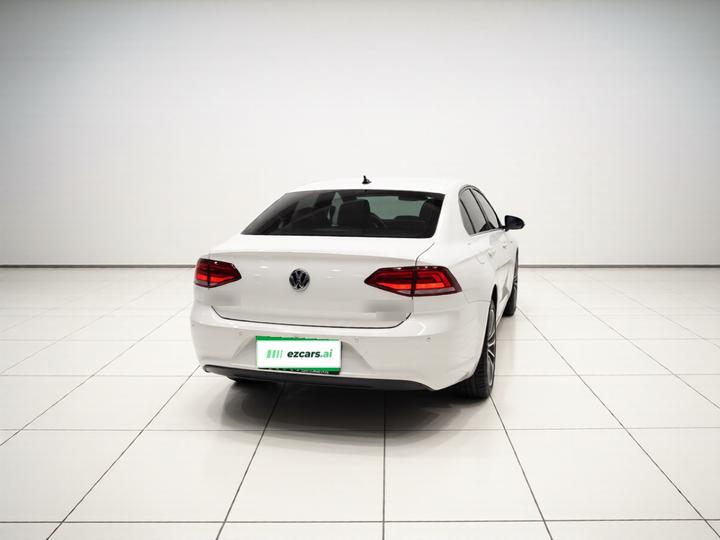 Lamando 2017 230TSI DSG photo 5