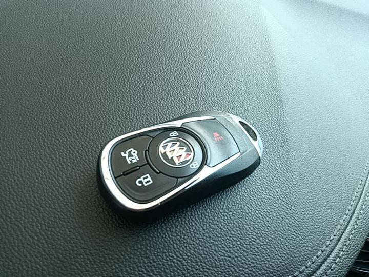 Regal 2023 552T Smart photo 8