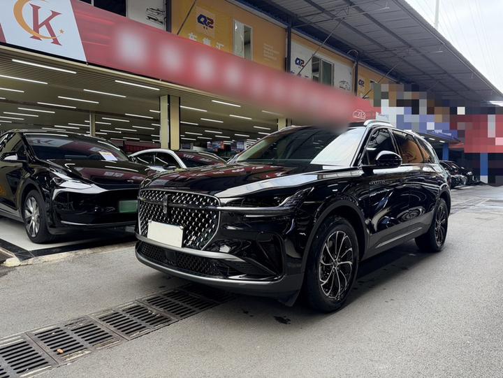 Nautilus 2025 2.0T AWD Exclusive