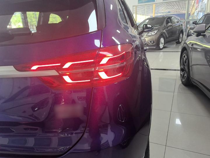 HS5 2019 2.0T Connected AWD photo 7