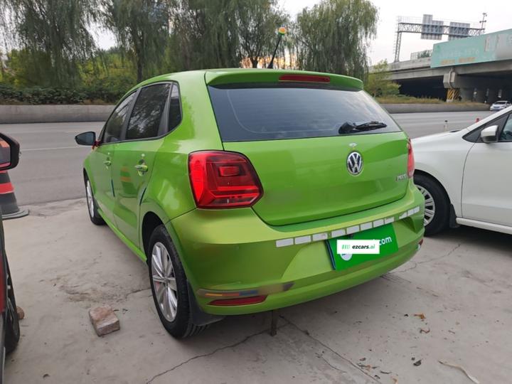 Polo 2014 1.4L AT Comfort photo 4