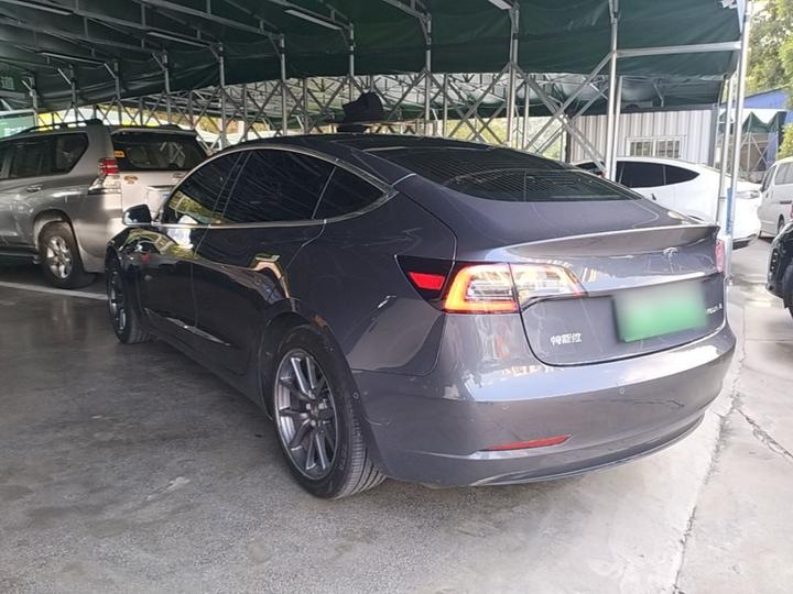Model 3 2019 Standard Range RWD Upgraded photo 4