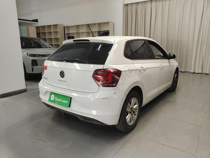 Polo 2023 Facelift Plus 1.5L AT photo 4