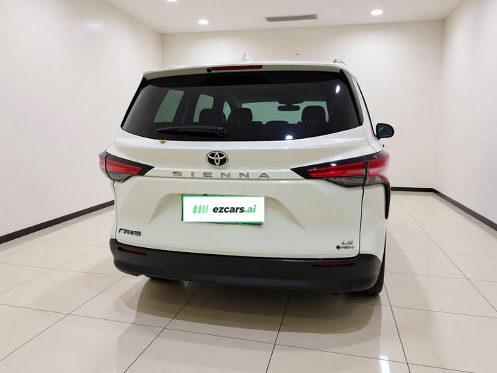 Sienna 2024 2.5L Hybrid Comfort photo 5