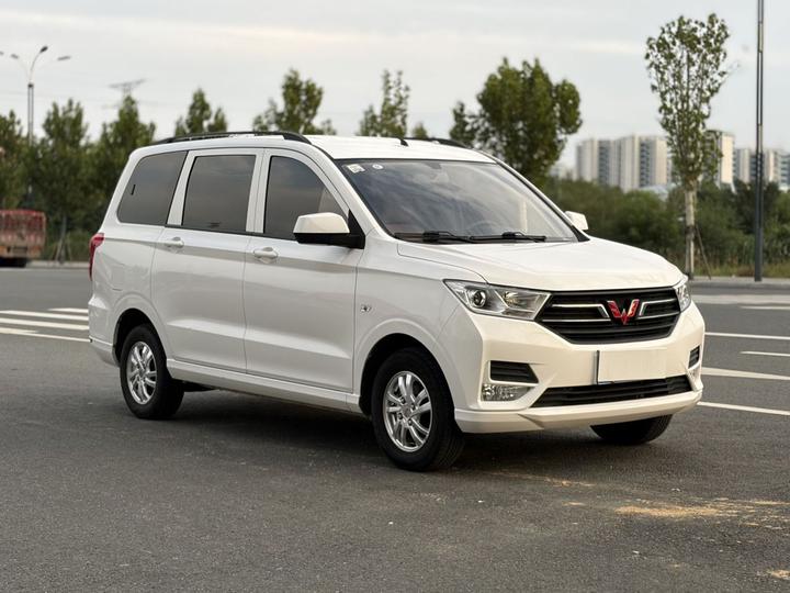 Wuling Hongguang 2021 Facelift 1.5L S LAR photo 3
