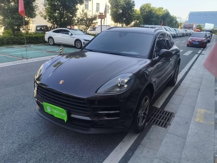 2020 Macan 2.0T