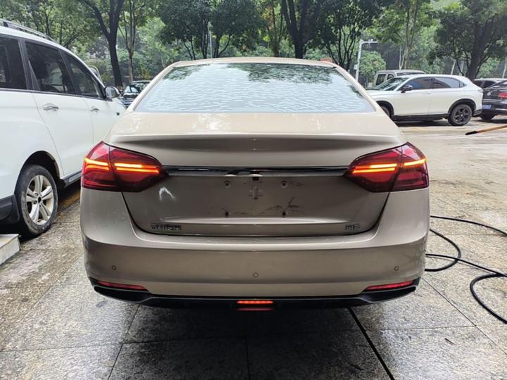 Emgrand 2019 1.5L MT China VI photo 5