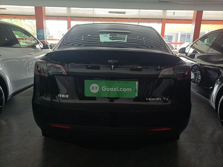 Model Y 2022 RWD photo 3